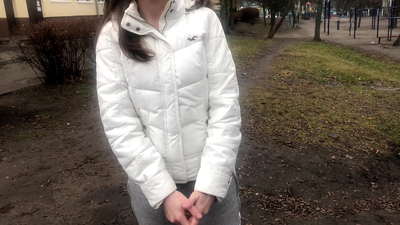 Estranghero Para sa Pera na Sinipsip at Niloko. Russian Amateur. Sa Pakikipag-usap.